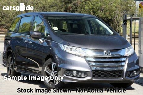 Grey 2015 Honda Odyssey Wagon VTI-L