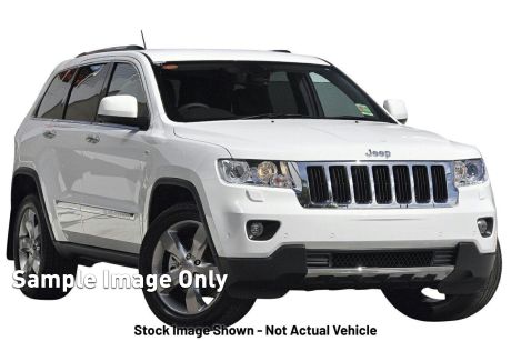 White 2013 Jeep Grand Cherokee Wagon Limited (4X4)
