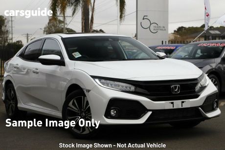 White 2019 Honda Civic Hatchback VTI-LX