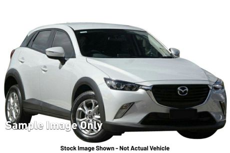 White 2017 Mazda CX-3 Wagon Maxx (fwd)