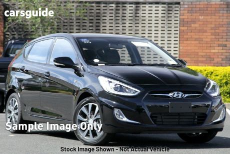 Black 2013 Hyundai Accent Hatchback SR