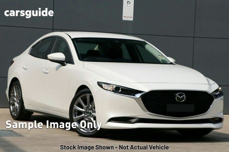 White 2024 Mazda Mazda3 Sedan G20 Evolve
