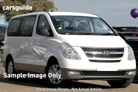 Silver 2015 Hyundai Imax Wagon