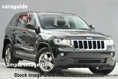 Black 2013 Jeep Grand Cherokee Wagon Laredo (4X4)
