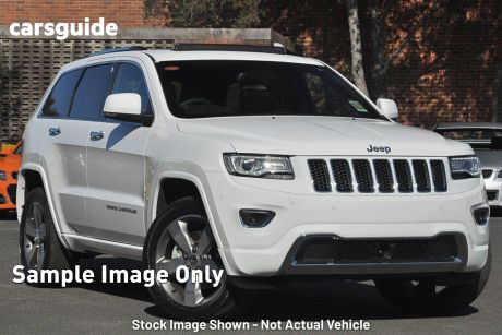 White 2015 Jeep Grand Cherokee Wagon Overland (4X4)