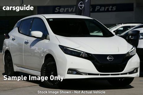 White 2023 Nissan Leaf Hatchback E+