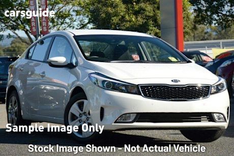 White 2017 Kia Cerato Sedan S