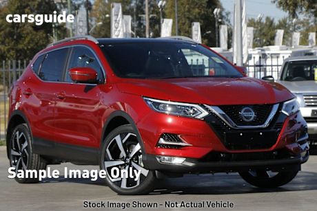 Red 2018 Nissan Qashqai Wagon TI