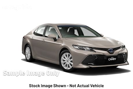 White 2019 Toyota Camry Sedan Ascent (hybrid)