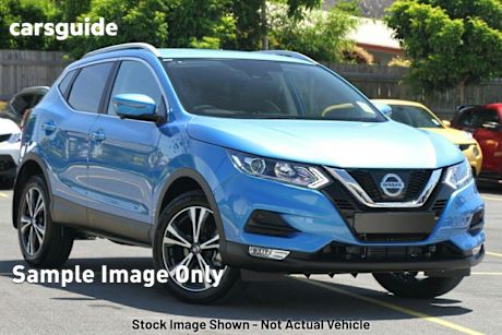 Blue 2018 Nissan Qashqai Wagon ST-L