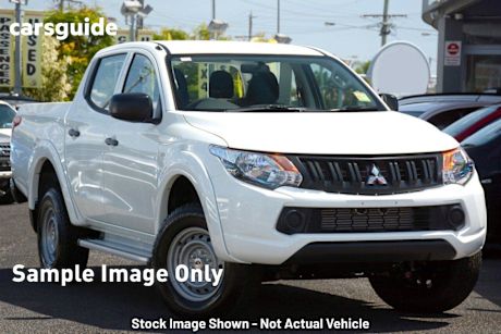 White 2017 Mitsubishi Triton Dual Cab Utility GLX (4X4)