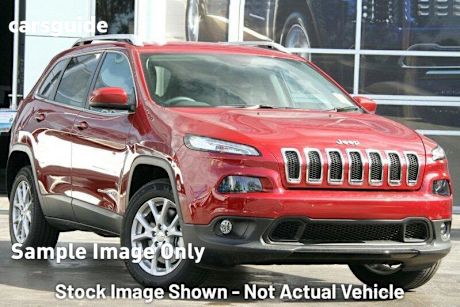 Red 2014 Jeep Cherokee Wagon Longitude (4X4)