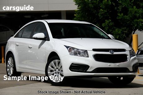White 2016 Holden Cruze Sedan Equipe