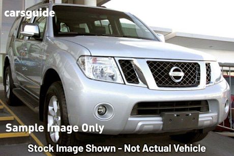 Silver 2010 Nissan Pathfinder Wagon ST-L (4X4)