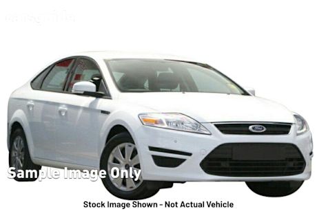 White 2014 Ford Mondeo Hatchback LX