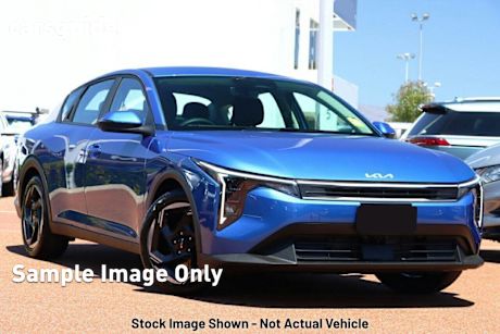 White 2024 Kia K4 Sedan Sport+