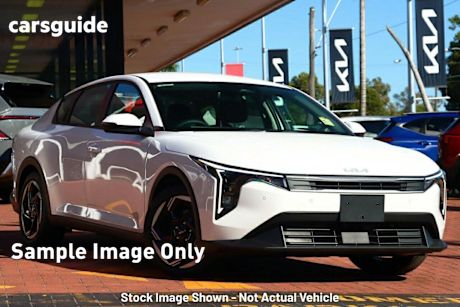White 2025 Kia K4 Sedan Sport+