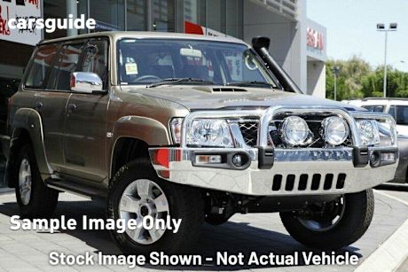 Gold 2011 Nissan Patrol Wagon ST (4X4)