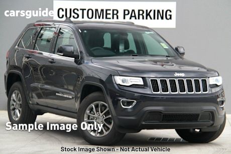 Grey 2015 Jeep Grand Cherokee Wagon Laredo (4X4)