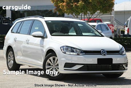 White 2020 Volkswagen Golf Wagon 110 TSI Trendline