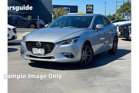 Silver 2017 Mazda 3 Sedan SP25 Astina