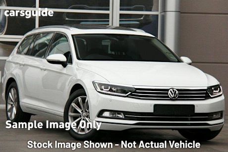 White 2015 Volkswagen Passat Wagon 132 TSI Comfortline