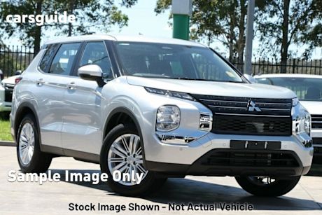 Silver 2024 Mitsubishi Outlander Wagon ES 7 Seat (2WD)