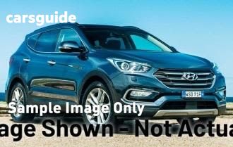 Silver 2017 Hyundai Santa FE Wagon Active Crdi (4X4)