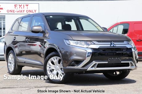White 2021 Mitsubishi Outlander Wagon ES 5 Seat (awd)