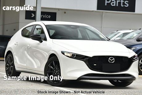 White 2024 Mazda 3 Hatchback G25 Evolve SP Vision