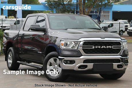 Silver 2024 Ram 1500 Crew Cab Utility BIG Horn (5-7 Tub) Mhev (4X4)