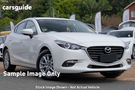 White 2018 Mazda 3 Hatchback Maxx Sport
