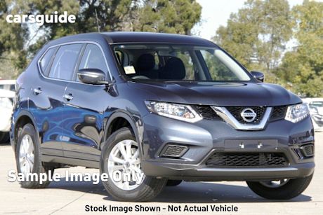 Blue 2015 Nissan X-Trail Wagon ST (fwd)