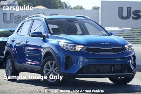Red 2025 Kia Stonic Wagon S