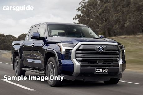 2025 Toyota Tundra Dual Cab Pick-up Limited