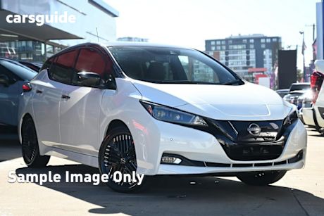 2025 Nissan Leaf Hatchback