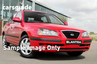 Silver 2005 Hyundai Elantra Hatchback Fx 2.0 Hvt
