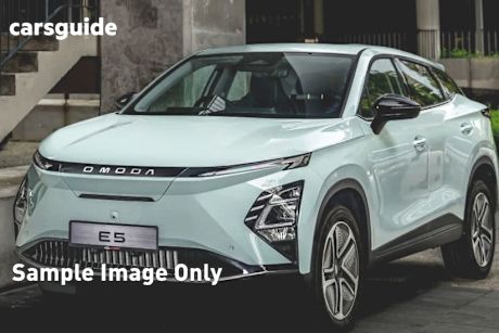 Silver 2025 Chery Omoda E5 Wagon Ex