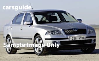 White 2008 Skoda Octavia Sedan Ambiente