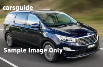 White 2019 Kia Carnival Wagon S