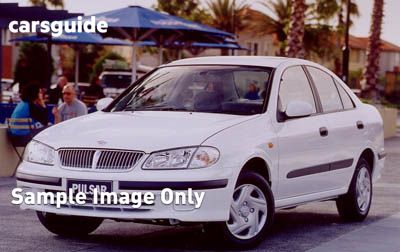 Silver 2000 Nissan Pulsar Sedan St