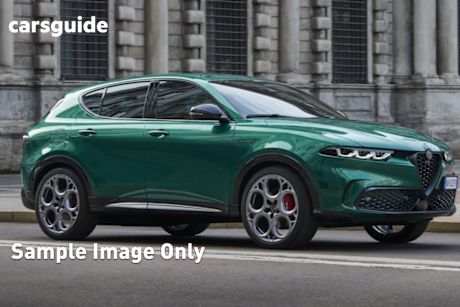 White 2023 Alfa Romeo Tonale Wagon Veloce Phev Q4