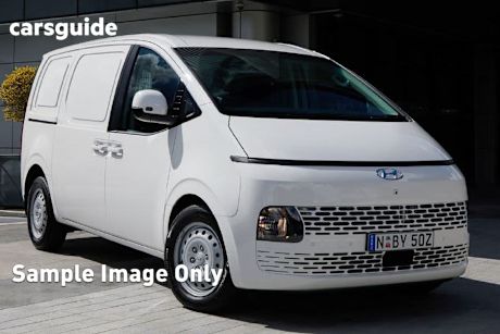 White 2025 Hyundai Staria Crew Van Load 5S 2.2D Liftback