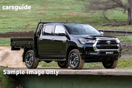 White 2021 Toyota Hilux Double Cab Chassis Sr (4X4)
