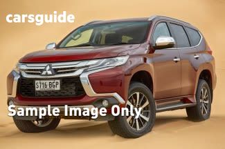 White 2018 Mitsubishi Pajero Sport Wagon Glx (4X4) 5 Seat