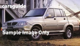 White 2006 Ssangyong Musso Dual Cab Pick-up Sports