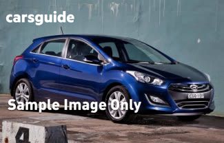 Red 2013 Hyundai I30 Hatchback Elite 1.6 Crdi