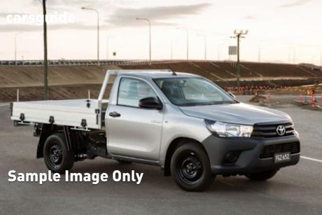 White 2021 Toyota Hilux Cab Chassis Sr (4X4)