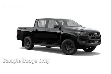 2025 Toyota Hilux Double Cab Pick Up Sr (4X4)