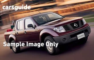 Silver 2014 Nissan Navara Dual Cab Pick-up St (4X2)
